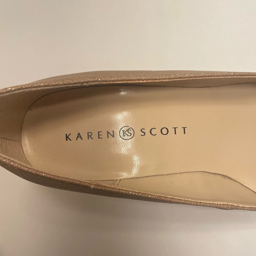 KAREN SCOTT GOLD GLITTER HEELS, WOMEN’S, SIZE 7M, NEW IN BOX. - Picture 5 of 9